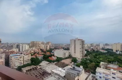 Apartment - 3 Bedrooms - 2 Bathrooms for rent in Kafr Abdo - Roushdy - Hay Sharq - Alexandria