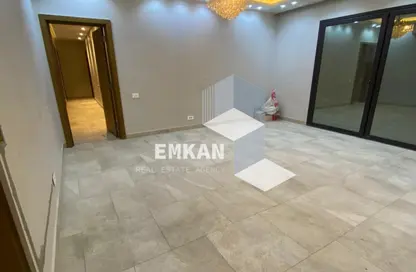 شقة - 3 غرف نوم - 3 حمامات للايجار في 6 ويست - بيفرلي هيلز - كمبوندات الشيخ زايد - الشيخ زايد - الجيزة