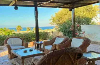 فيلا - 5 غرف نوم - 4 حمامات للبيع في بيت البحر - سيدي حنيش - الساحل الشمالي