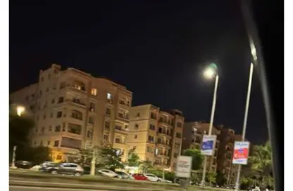 Apartment - 3 Bedrooms - 3 Bathrooms for sale in Al Mostathmir El Saghir - 10th District - Sheikh Zayed City - Giza
