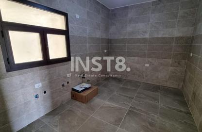 Apartment - 2 Bedrooms - 2 Bathrooms for sale in Moon Residences - Fifth Square - The 5th Settlement - New Cairo City - Cairo