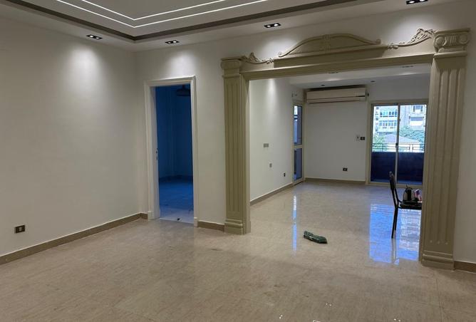 8256389 - Property Main Image