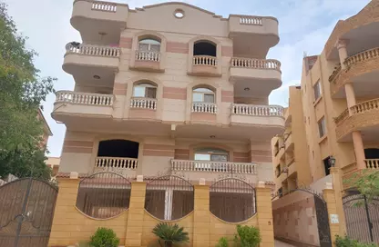 شقة - 3 غرف نوم - 3 حمامات للبيع في الحي الثالث غرب - مدينة الشروق - القاهرة