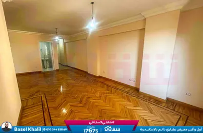 شقة - 3 غرف نوم - 3 حمامات للبيع في شارع السيدة سكينة إبنت الحسين - كفر عبده - رشدي - حي شرق - الاسكندرية