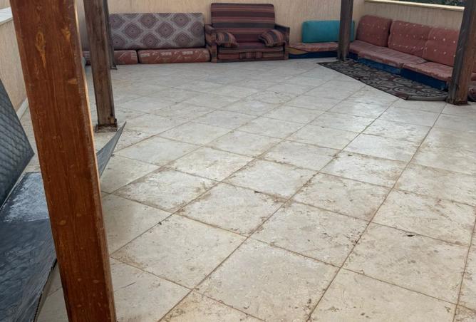 8399763 - Property Image 2