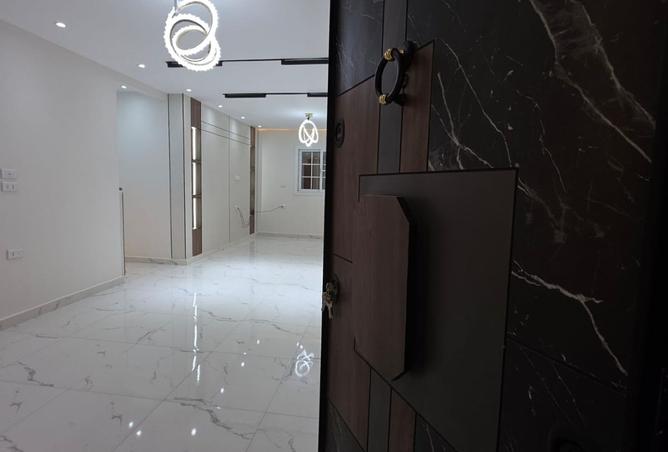 8431119 - Property Main Image