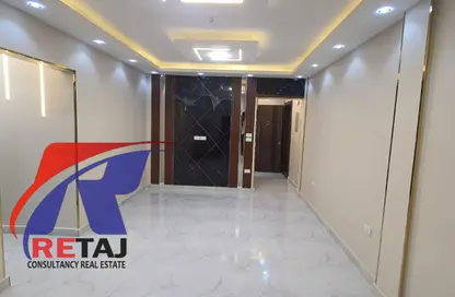 شقة - 2 غرف نوم - 1 حمام للايجار في شارع مساكن الشروق - النادي الأهلي - مدينة نصر - القاهرة