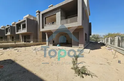 Villa - 5 Bedrooms - 5 Bathrooms for sale in New Giza - Cairo Alexandria Desert Road - 6 October City - Giza