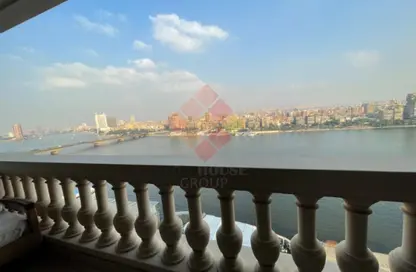 شقة - 3 غرف نوم - 4 حمامات للبيع في شارع النيل - الدقي - الجيزة