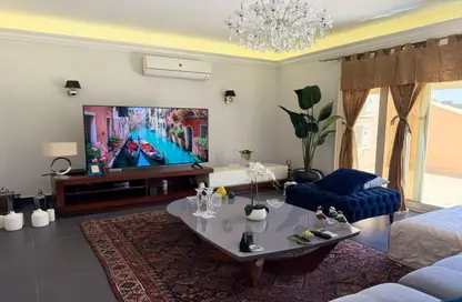 (بنتهاوس  (روف - 5 غرف نوم - 3 حمامات للبيع في الحي الاول - التجمع الخامس - مدينة القاهرة الجديدة - القاهرة