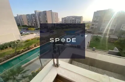 شقة - 2 غرف نوم - 2 حمامات للبيع في كمبوند فيلدج جاردن القطامية - كمبوندات التجمع الخامس - التجمع الخامس - مدينة القاهرة الجديدة - القاهرة