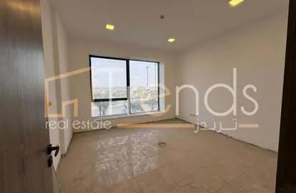 Office Space - Studio - 1 Bathroom for rent in Lake View Residence - 5th Settlement Compounds - The 5th Settlement - New Cairo City - Cairo