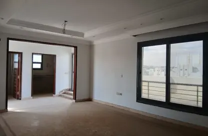 فيلا - 4 غرف نوم - 5 حمامات للايجار في مدينة وصال - كمبوندات الشروق - مدينة الشروق - القاهرة