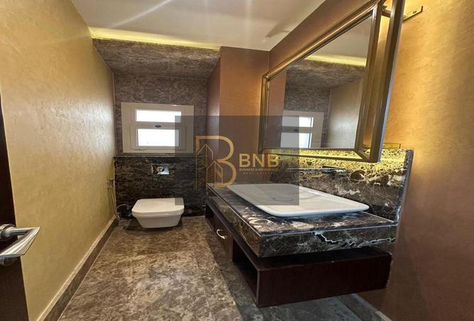 8075801 - Property Image 3