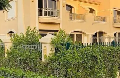 فيلا - 4 غرف نوم - 4 حمامات للبيع في الباتيو 5 ايست - الباتيو - كمبوندات الشروق - مدينة الشروق - القاهرة