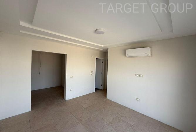 8114345 - Property Image 2