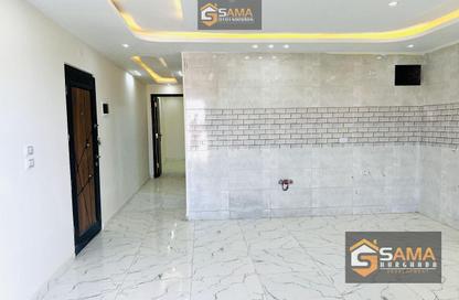 شقة - 2 غرف نوم - 1 حمام للبيع في الغردقة هب - منطقة الانتركونتننتال - الغردقة - محافظة البحر الاحمر