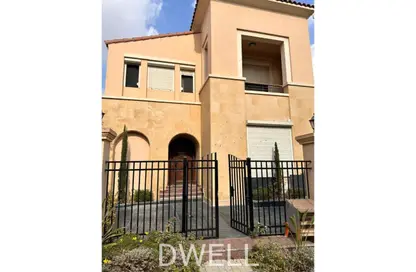 Villa - 4 Bedrooms - 4 Bathrooms for sale in Celesta Hills - Uptown Cairo - Mokattam - Cairo
