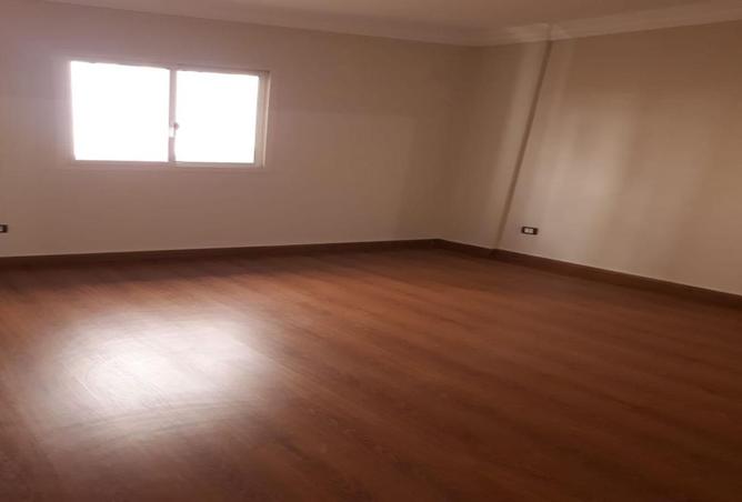 8183742 - Property Image 3