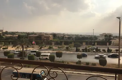 شقة - 3 غرف نوم - 3 حمامات للبيع في شارع 21 - الحي الثالث - التجمع الخامس - مدينة القاهرة الجديدة - القاهرة