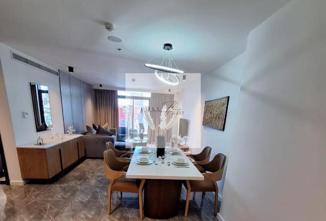 8169852 - Property Image 2