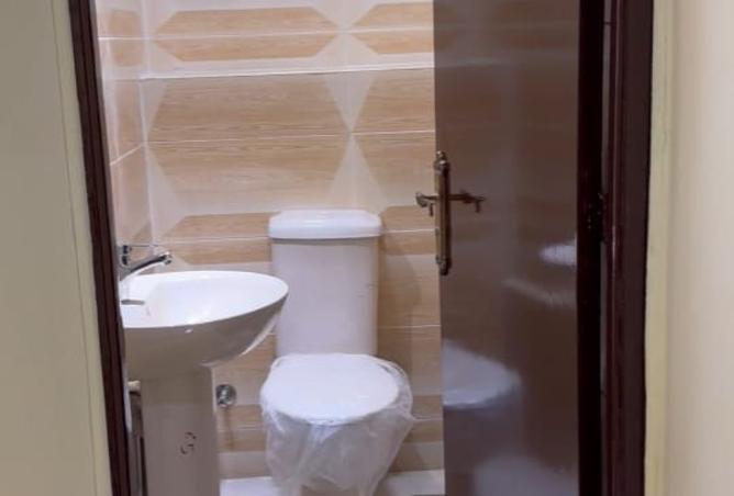 8242239 - Property Image 3