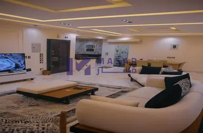 Apartment - 3 Bedrooms - 3 Bathrooms for rent in El Yasmeen 1 - El Yasmeen - New Cairo City - Cairo