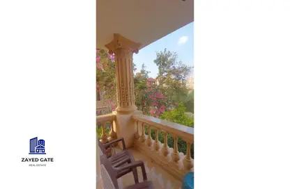Apartment - 3 Bedrooms - 2 Bathrooms for sale in 8th District - Sheikh Zayed City - Giza