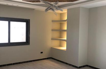 Apartment - 3 Bedrooms - 2 Bathrooms for rent in South Lotus - El Lotus - New Cairo City - Cairo