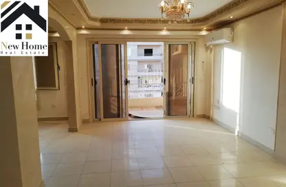 Apartment - 3 Bedrooms - 2 Bathrooms for sale in 6 October City - Giza