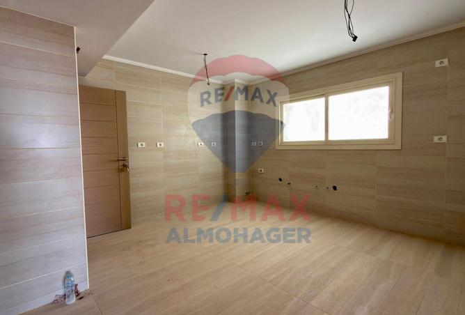 7998073 - Property Image 3