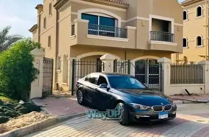 تاون هاوس - 3 غرف نوم - 3 حمامات للبيع في الباتيو 5 ايست - الباتيو - كمبوندات الشروق - مدينة الشروق - القاهرة