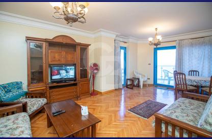 Apartment - 2 Bedrooms - 2 Bathrooms for sale in Al Geish Road - Camp Chezar - Hay Wasat - Alexandria