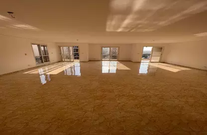 Apartment - 4 Bedrooms - 4 Bathrooms for sale in El Rehab Extension - Al Rehab - New Cairo City - Cairo