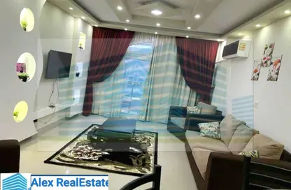 Apartment - 2 Bedrooms - 1 Bathroom for rent in Al Geish Road - Cleopatra - Hay Sharq - Alexandria