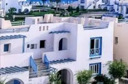 شاليه - 3 غرف نوم - 2 حمامات للبيع في ماونتن فيو راس الحكمة - راس الحكمة - الساحل الشمالي