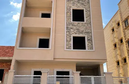 Whole Building - 7+ Bedrooms - 7+ Bathrooms for sale in Northern Expansions - 6 October City - Giza