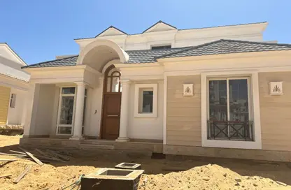 Villa - 4 Bedrooms - 3 Bathrooms for sale in Mountain View iCity - 5th Settlement Compounds - The 5th Settlement - New Cairo City - Cairo