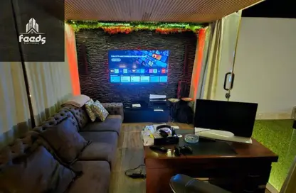 (بنتهاوس  (روف - 3 غرف نوم - 4 حمامات للبيع في كمبوند فيلدج جاردن القطامية - كمبوندات التجمع الخامس - التجمع الخامس - مدينة القاهرة الجديدة - القاهرة