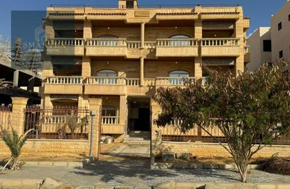 Apartment - 3 Bedrooms - 3 Bathrooms for sale in El Nady District - Shorouk City - Cairo