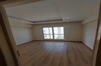 Apartment - 3 Bedrooms - 3 Bathrooms for sale in North Rehab - New Cairo City - Cairo