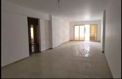 Apartment - 3 Bedrooms - 3 Bathrooms for rent in 14th of May Bridge - Smouha - Hay Sharq - Alexandria