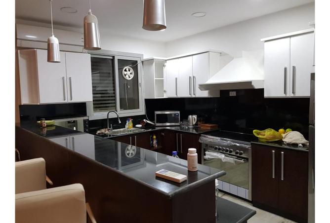 8074444 - Property Image 2