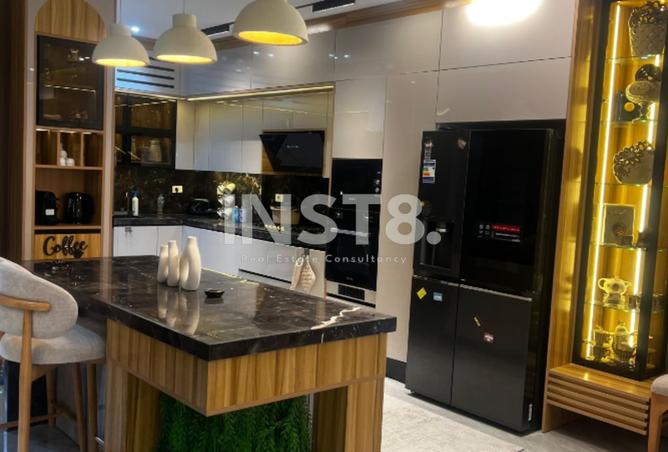 7984170 - Property Image 2