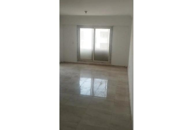 8073215 - Property Image 3