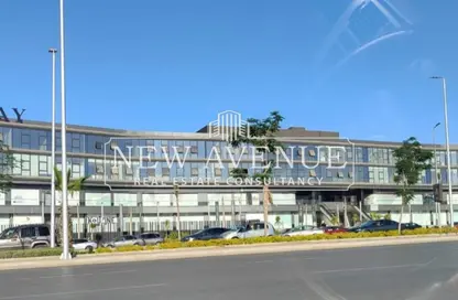 Retail - Studio - 1 Bathroom for sale in Sway Mall - Mohamed Naguib Axis - North Investors Area - New Cairo City - Cairo