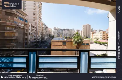 شقة - 3 غرف نوم - 3 حمامات للبيع في لوران - حي شرق - الاسكندرية