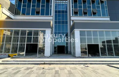 Half Floor - Studio - 2 Bathrooms for sale in North Teseen St. - The 5th Settlement - New Cairo City - Cairo