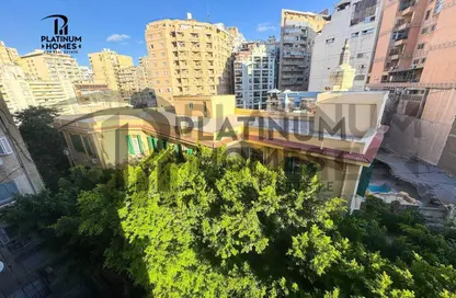 شقة - 3 غرف نوم - 2 حمامات للبيع في شارع عدلي يكن - سان ستيفانو - حي شرق - الاسكندرية