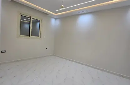 Apartment - 3 Bedrooms - 2 Bathrooms for sale in Gate 4 - Mena - Hadayek El Ahram - Giza